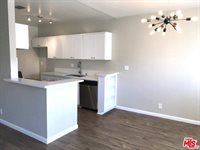 5403 Newcastle Avenue, Encino, CA 91316