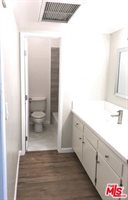 5403 Newcastle Avenue, Encino, CA 91316