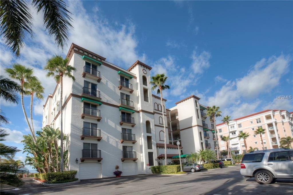 200 121ST Avenue, Treasure Island, FL 33706