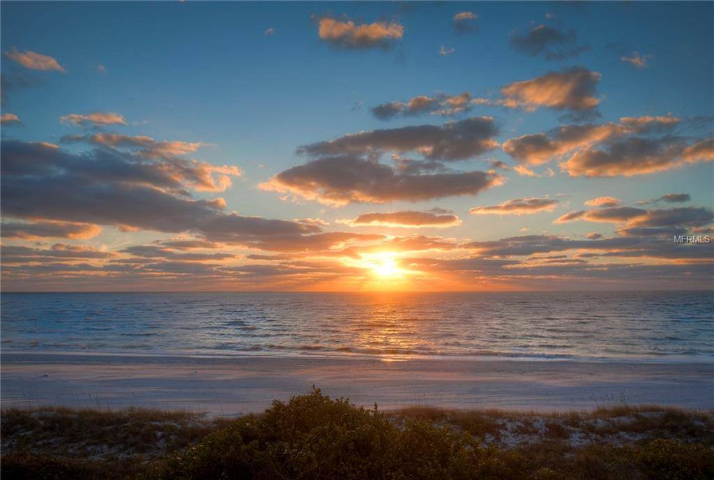 200 121ST Avenue, Treasure Island, FL 33706