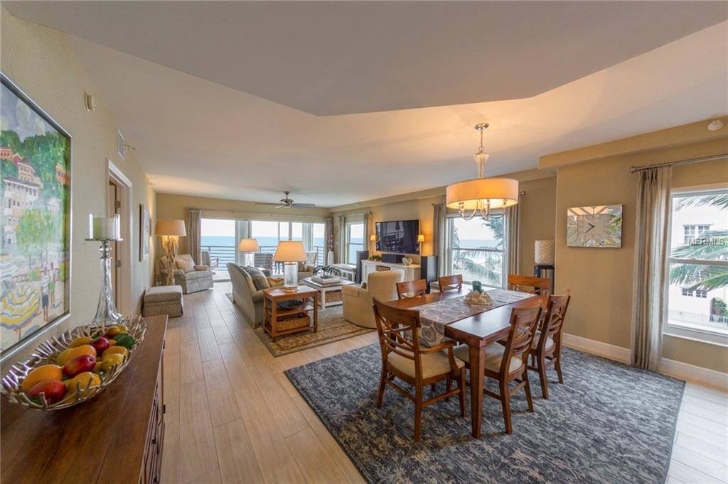 200 121ST Avenue, Treasure Island, FL 33706