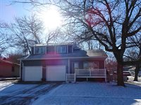 1600 Aztec Circle, Sioux City, IA 51104