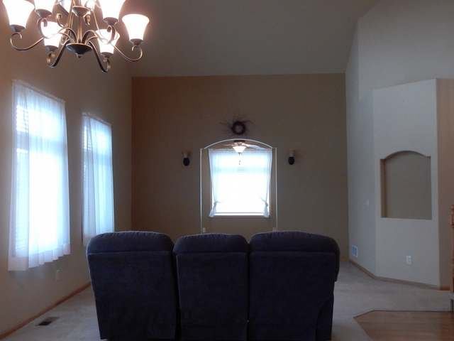 2116 Calgary Av E, Bismarck, ND 58503