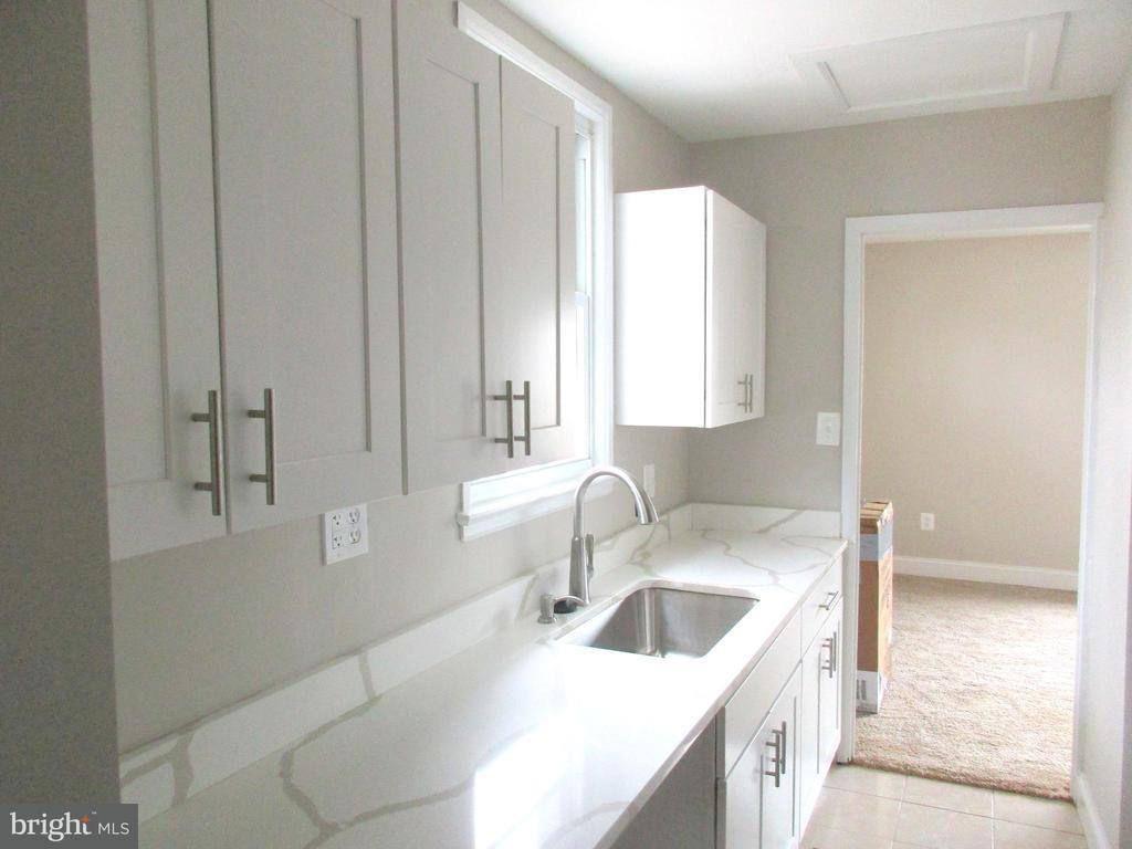 5205 Kenesaw Street, College Park, MD 20740