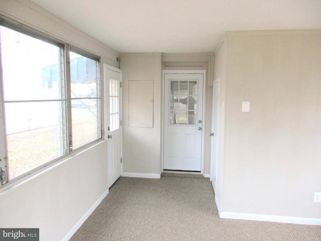 5205 Kenesaw Street, College Park, MD 20740