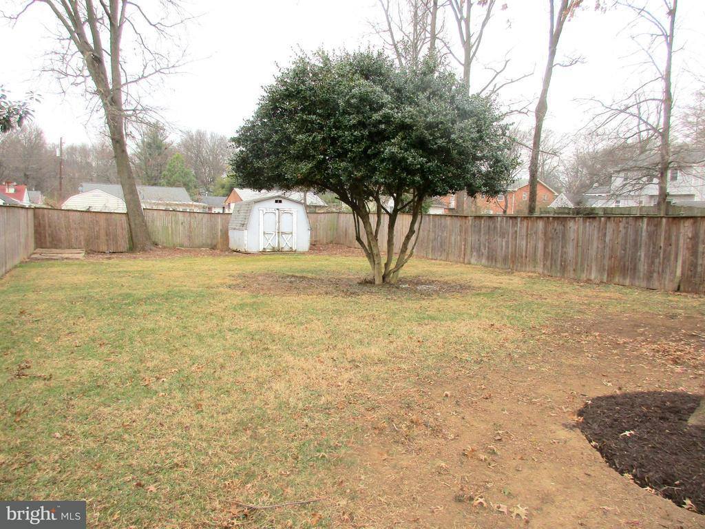 5205 Kenesaw Street, College Park, MD 20740