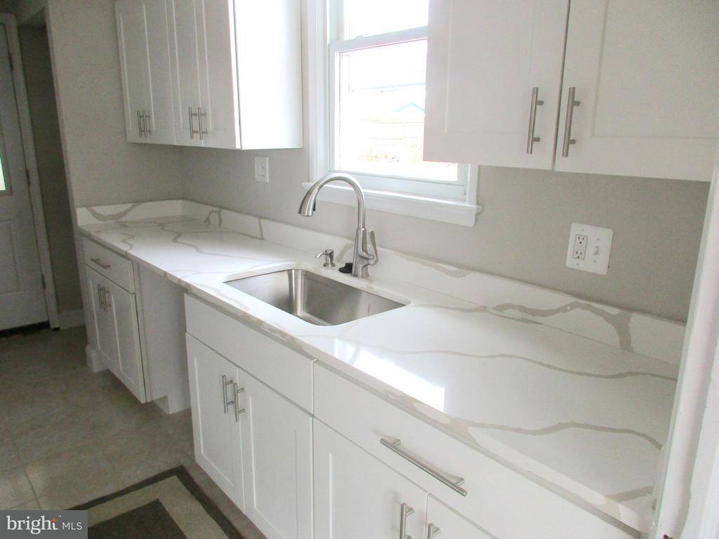 5205 Kenesaw Street, College Park, MD 20740