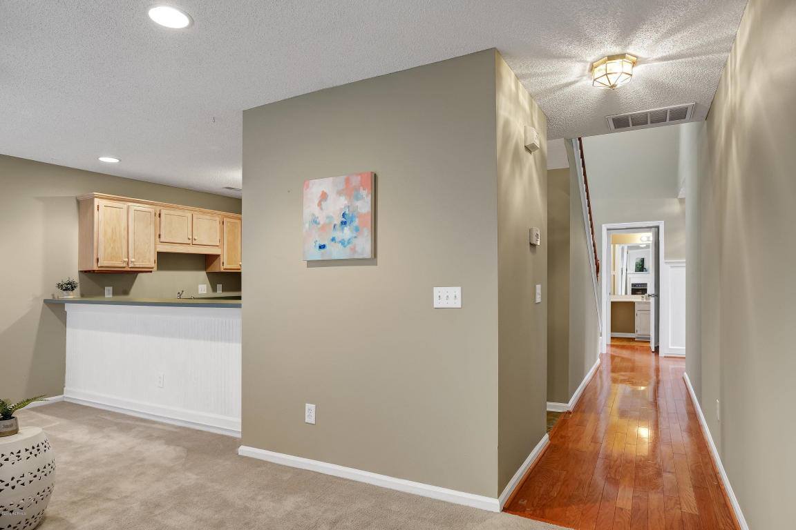 6328 Wrightsville Avenue, #E, Wilmington, NC 28403