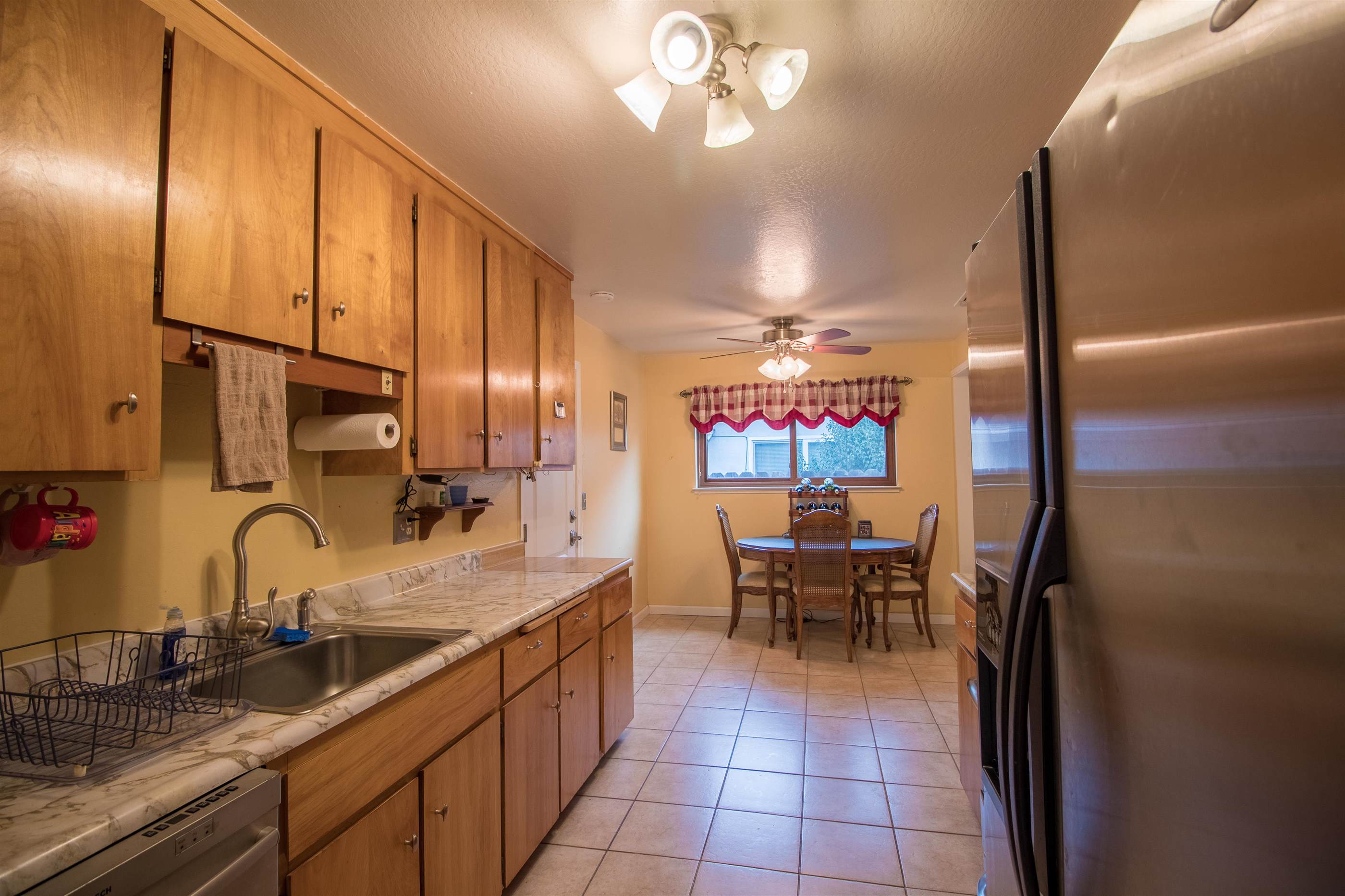 1290 Balsam Way, Vacaville, CA 95687