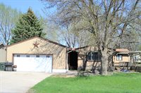 12 Penrose Dr., McCook Lake, SD 57049