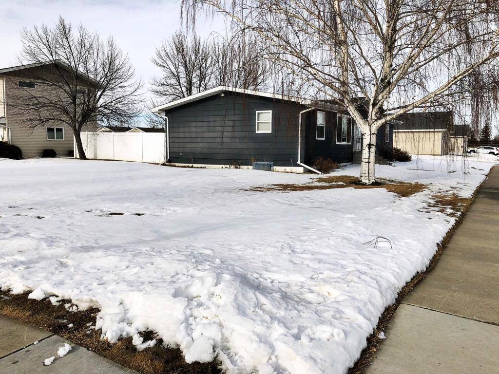 2501 13th Ave West, Williston, ND 58801