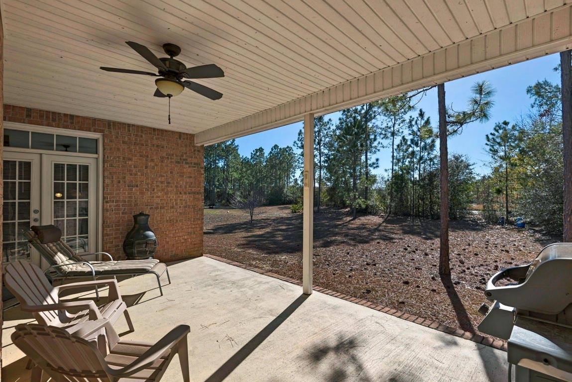 1618 Brushed Dunes Circle, Freeport, FL 32439