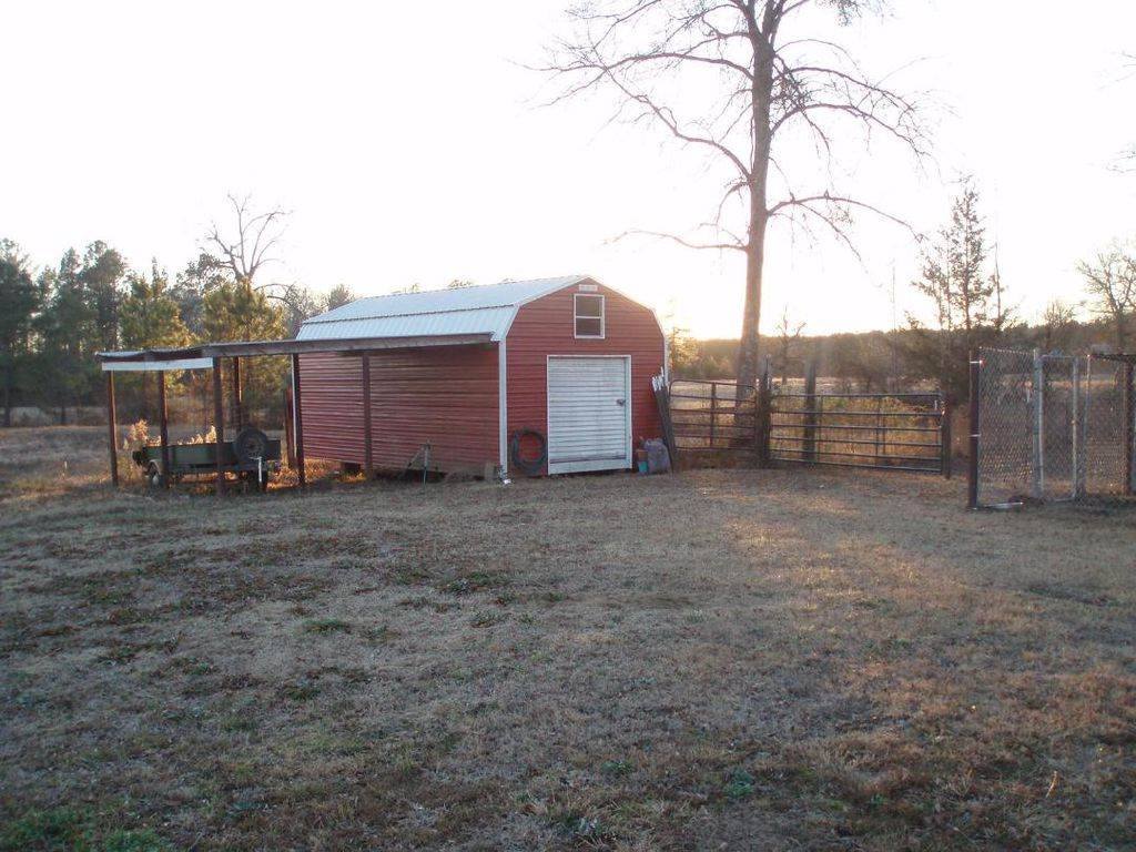 1250 CR 4215, Simms, TX 75574