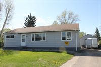 203 5th St N, New Town, ND 58763