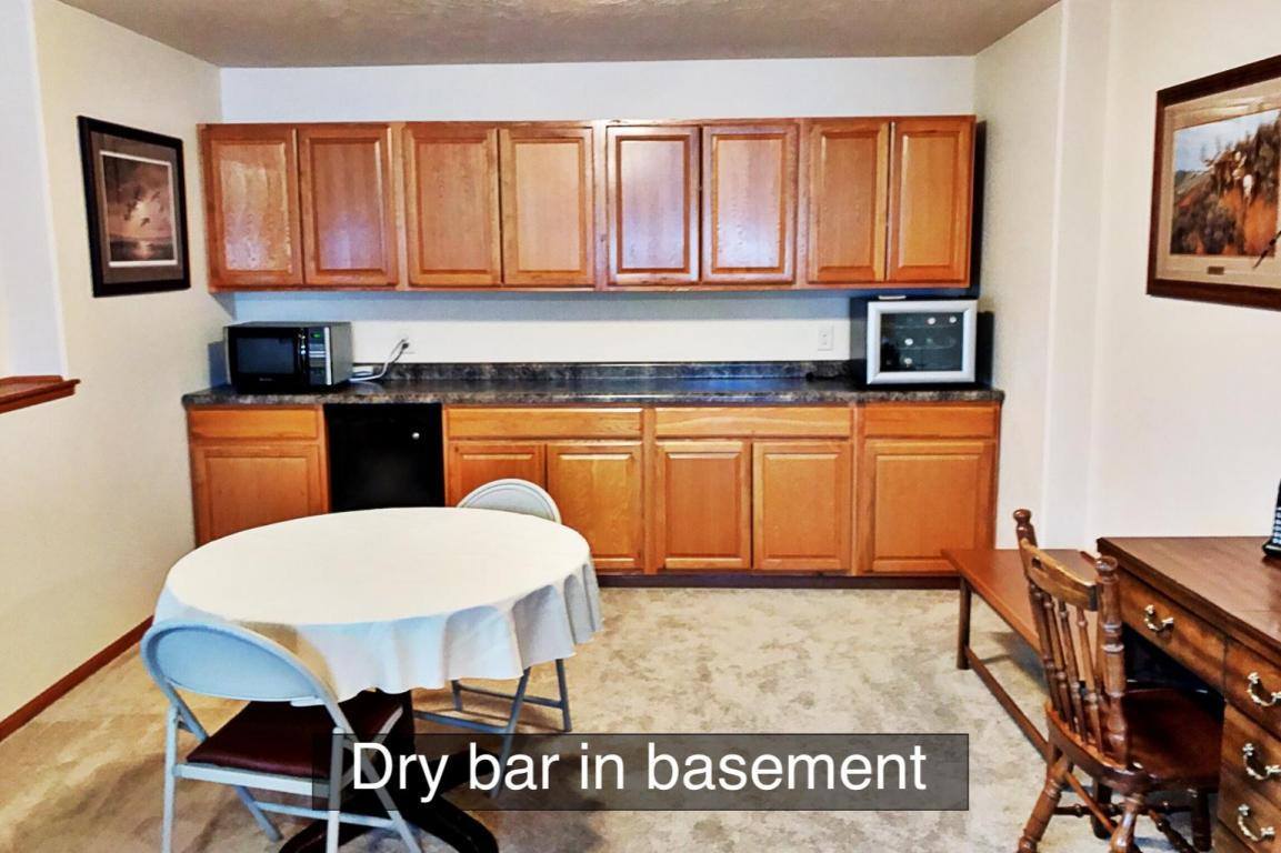 13948 Antelope Dr, Williston, ND 58801