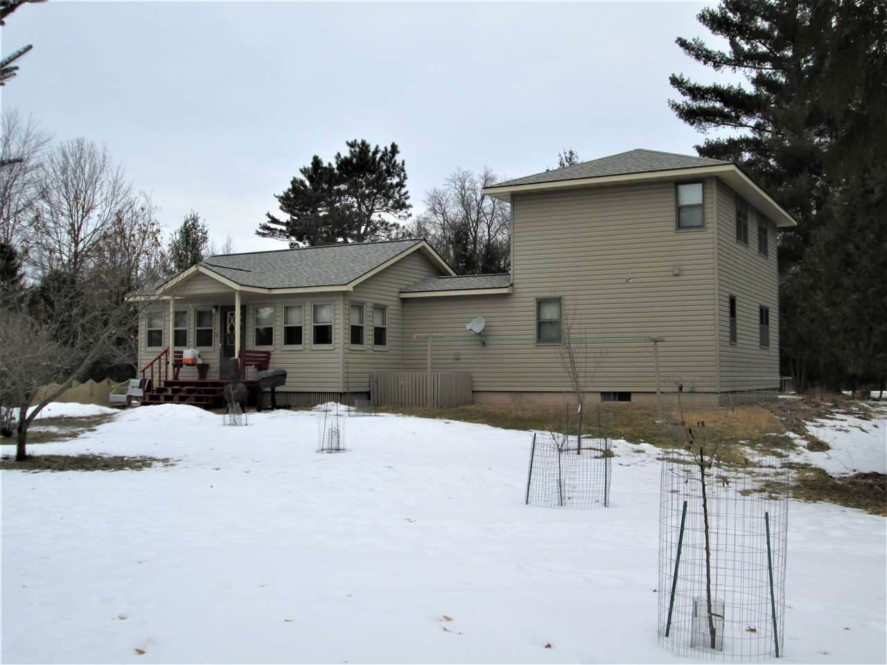 W7333 3rd Street, Necedah, WI 54646