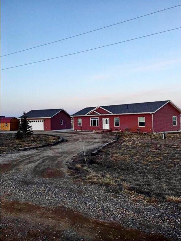 5734 Liberty Ln, Williston, ND 58801