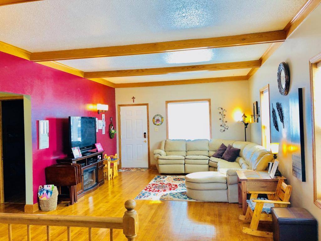 513 2nd Ave West, Williston, ND 58801