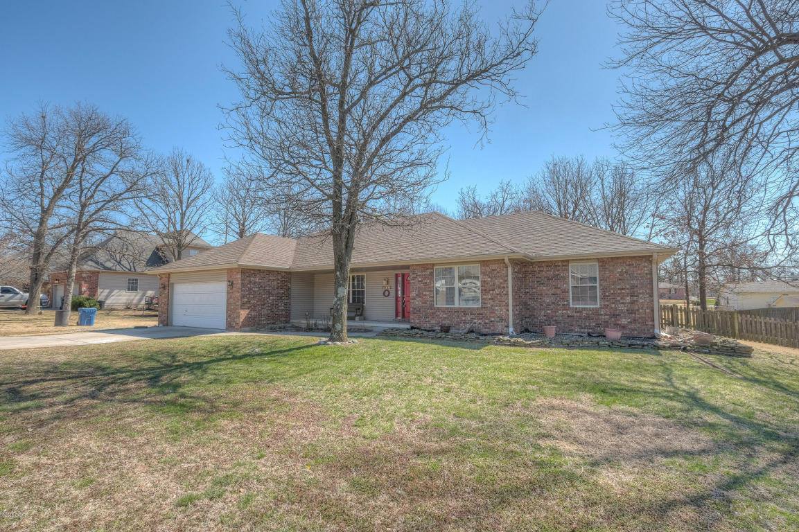 110 Iron Tree Dr., Carl Junction, MO 64834