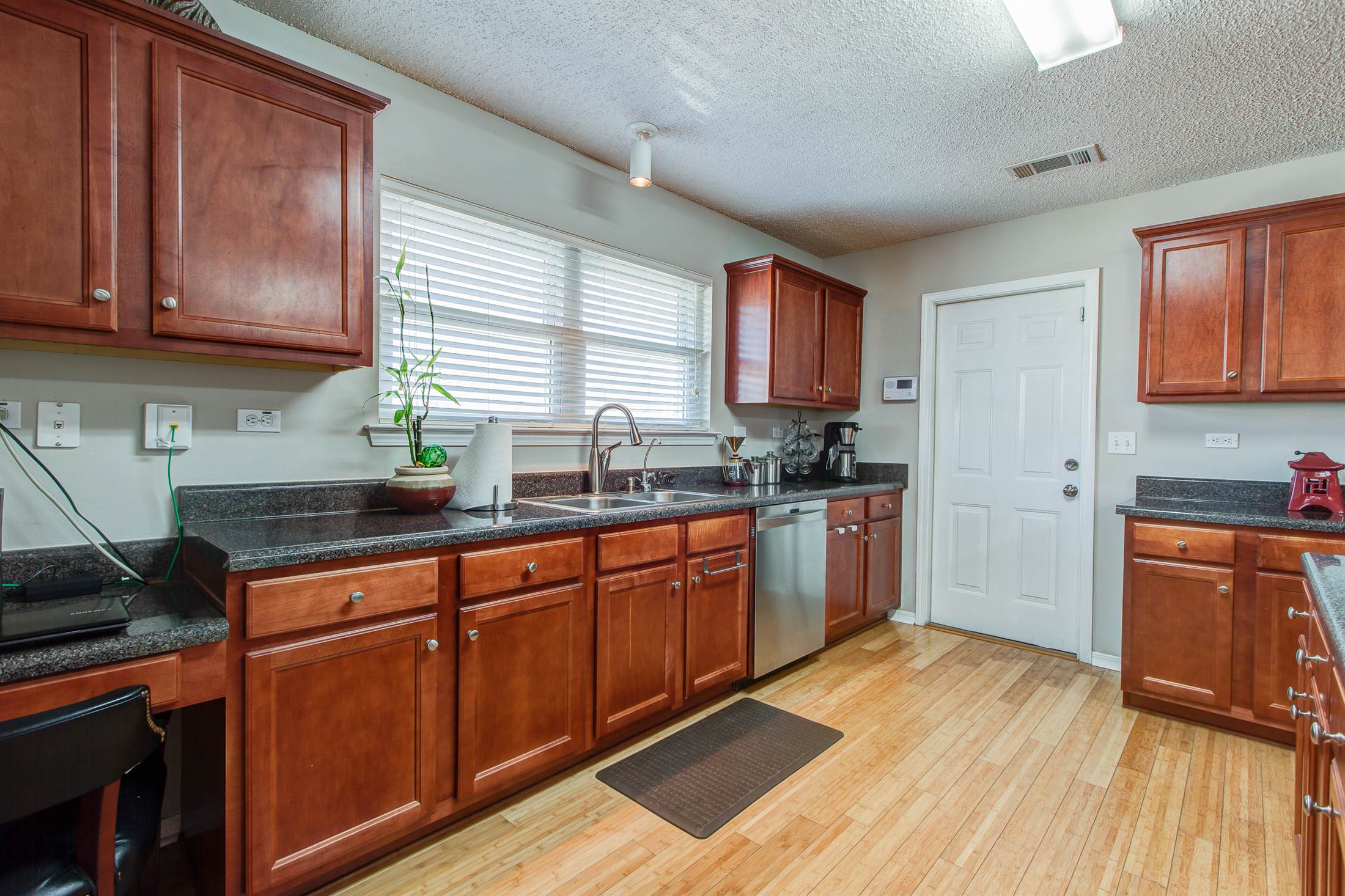 13115 Windrose Cir, Gulfport, MS 39503