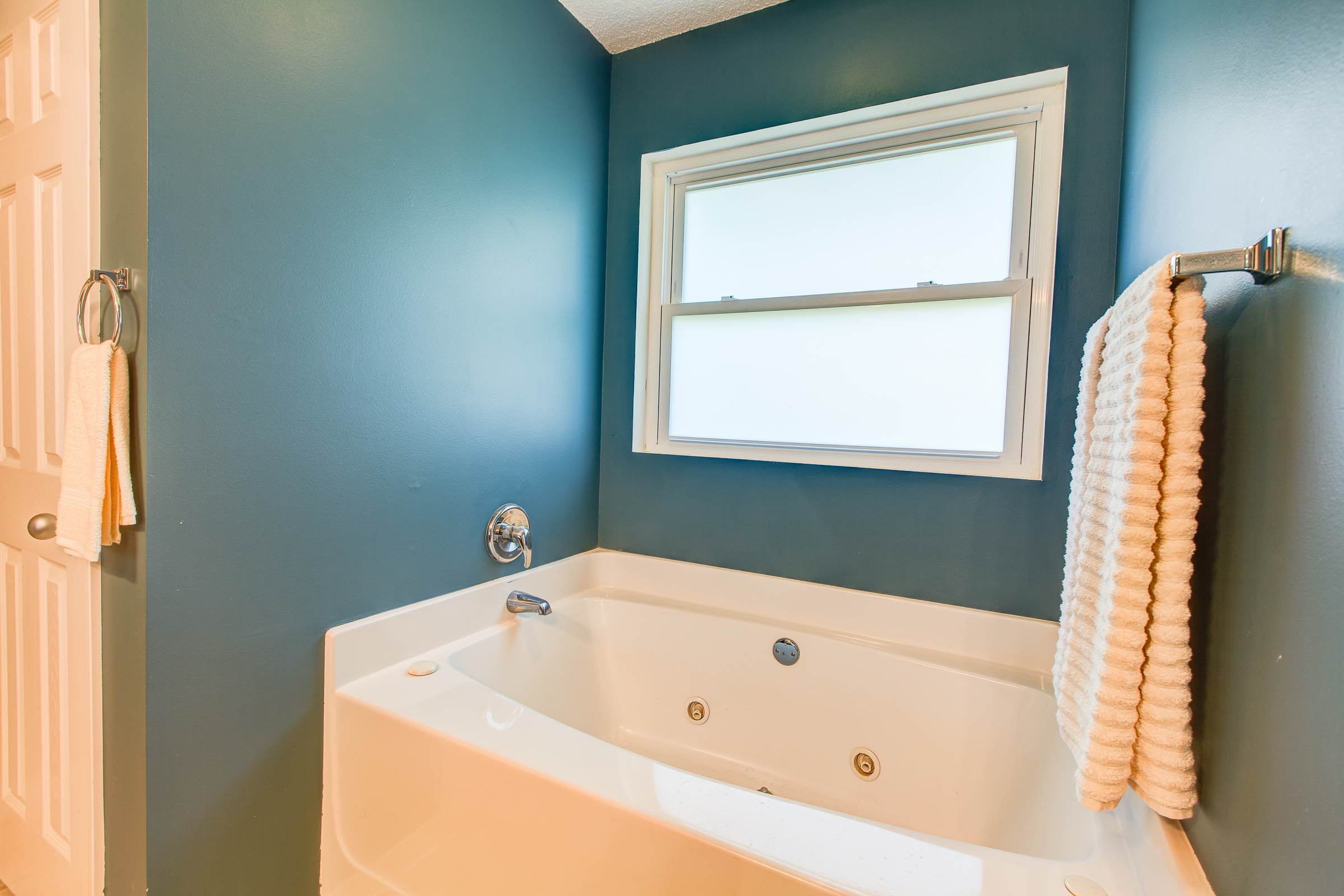 13115 Windrose Cir, Gulfport, MS 39503