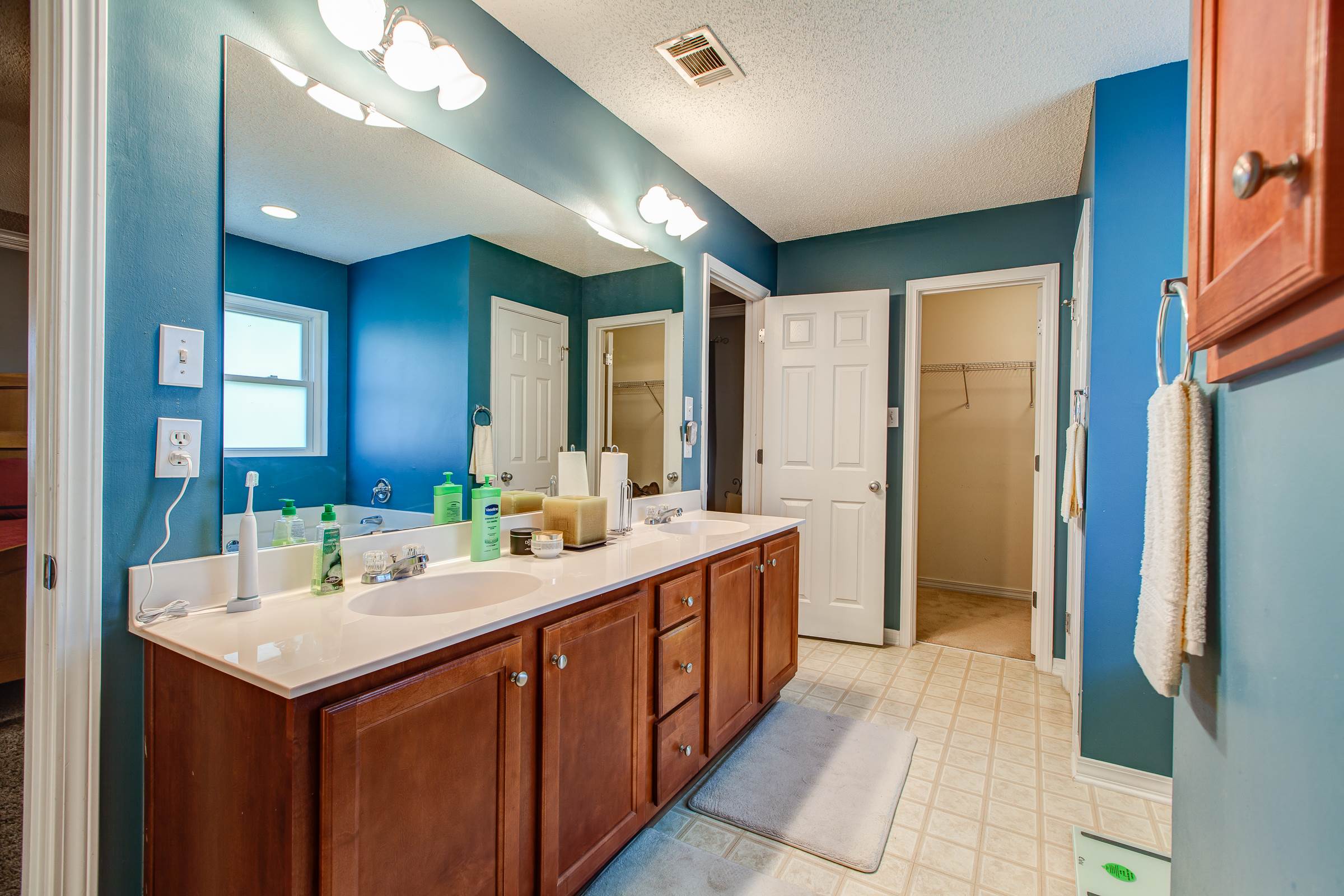 13115 Windrose Cir, Gulfport, MS 39503