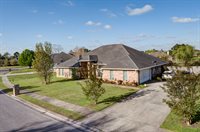13115 Windrose Cir, Gulfport, MS 39503