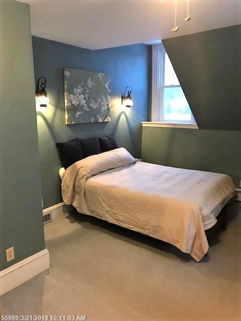 20 Veazie St, Old Town, ME 04468