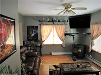 20 Veazie St, Old Town, ME 04468