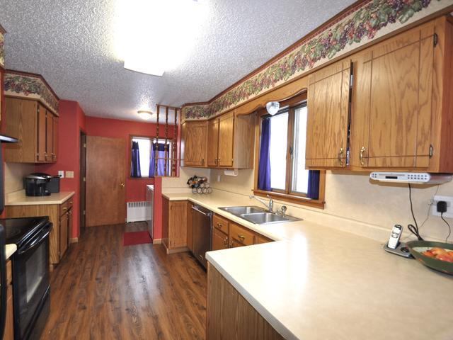 505 Broadway Ave N, Linton, ND 58552
