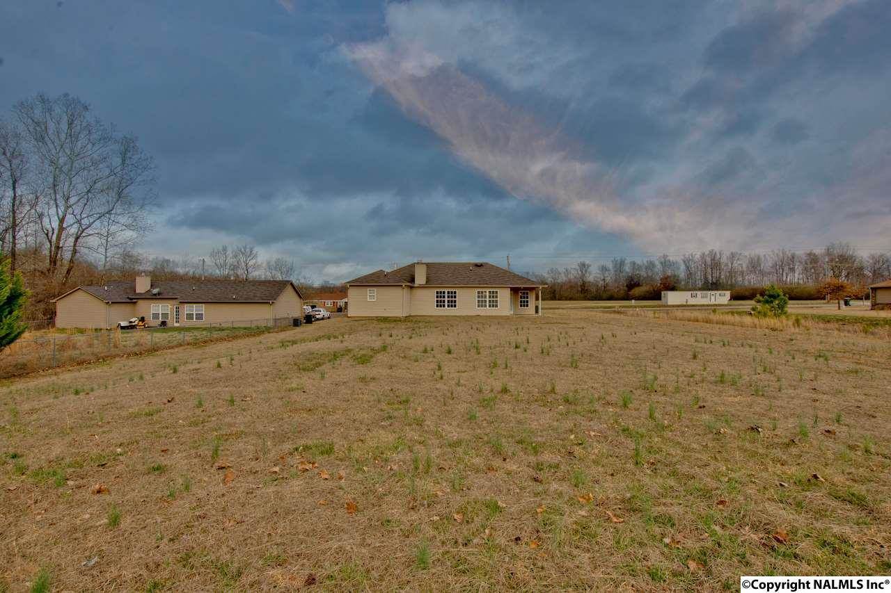 2598 Ready Section Road, Toney, AL 35773