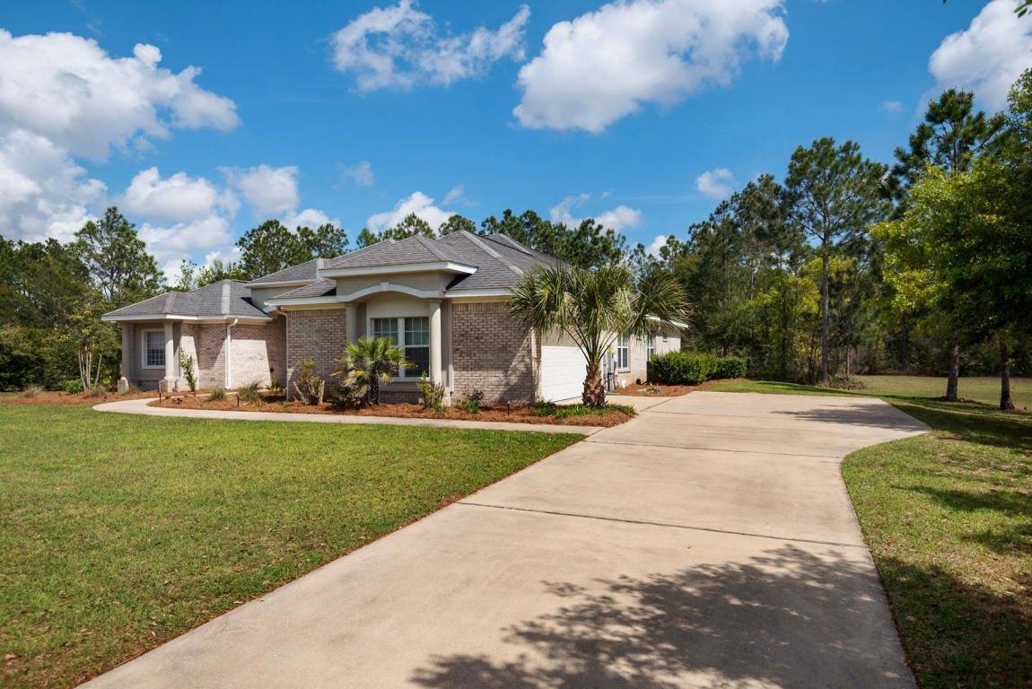 308 East Club House Drive, Freeport, FL 32439