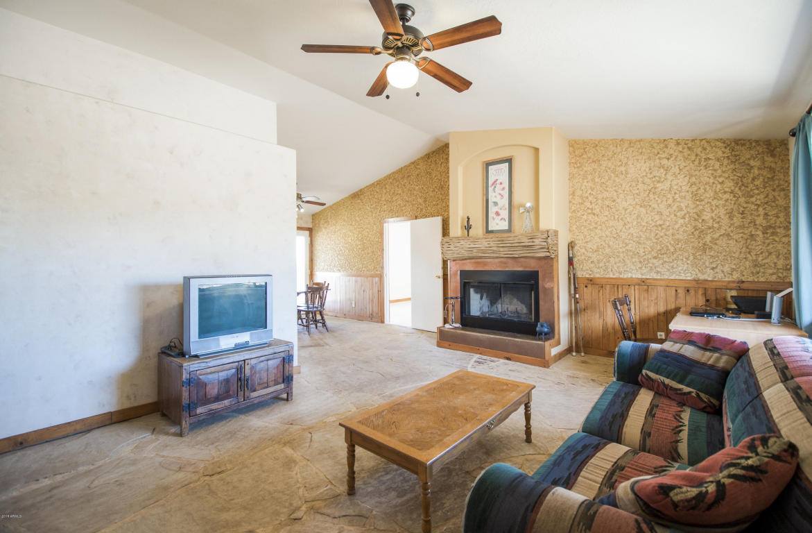 5325 East Pioneer Street, Apache Junction, AZ 85119