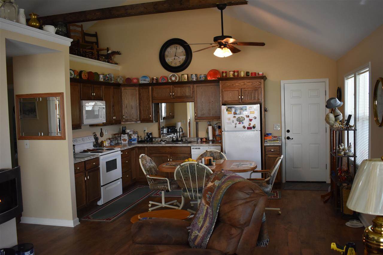 518 Goodrum Rd, Bowling Green, KY 42104