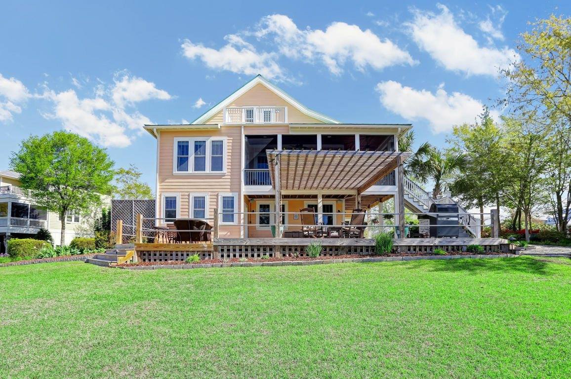 717 Blue Point Drive, Wilmington, NC 28411