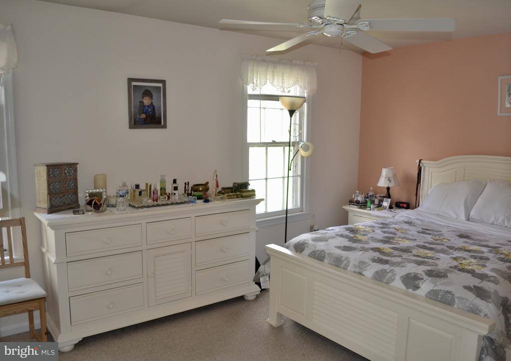 9922 Tambay Court, Montgomery Village, MD 20886