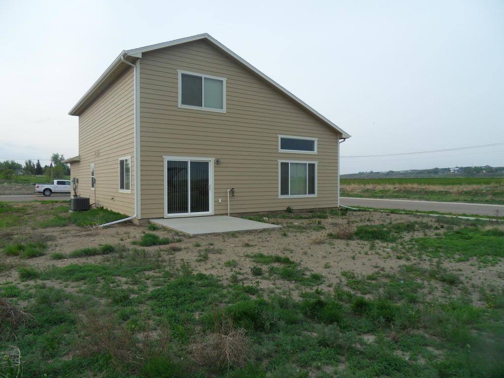 1326 23rd St East, Williston, ND 58801