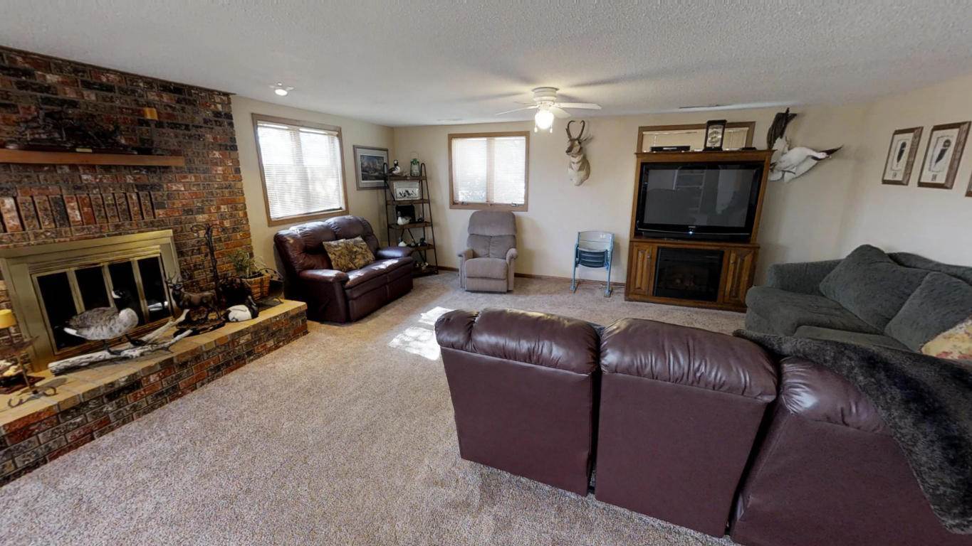 2317 14th Ave West, Williston, ND 58801