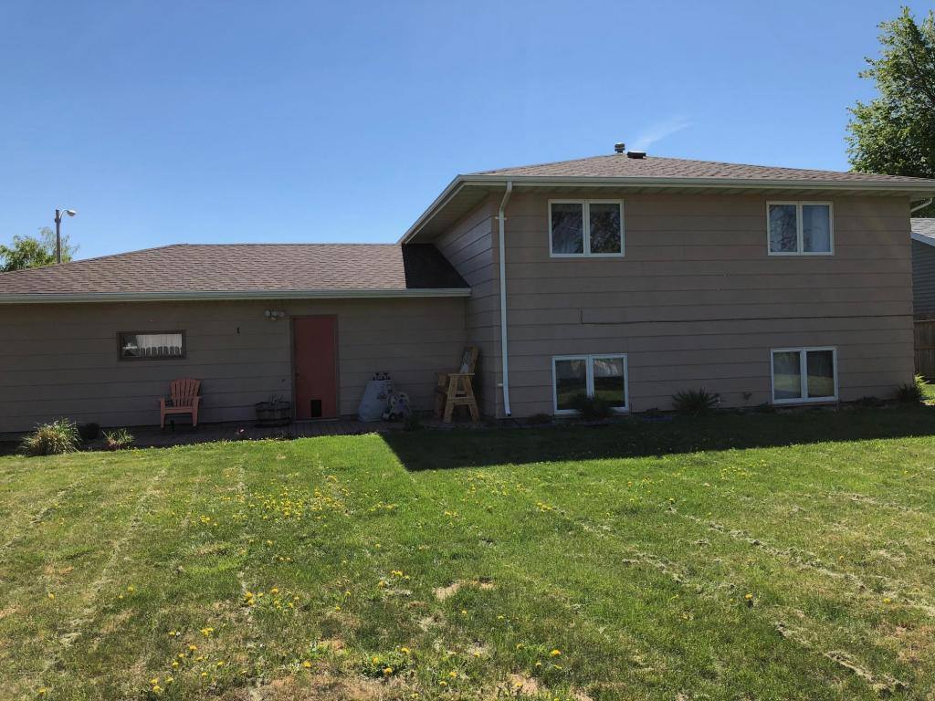 2317 14th Ave West, Williston, ND 58801