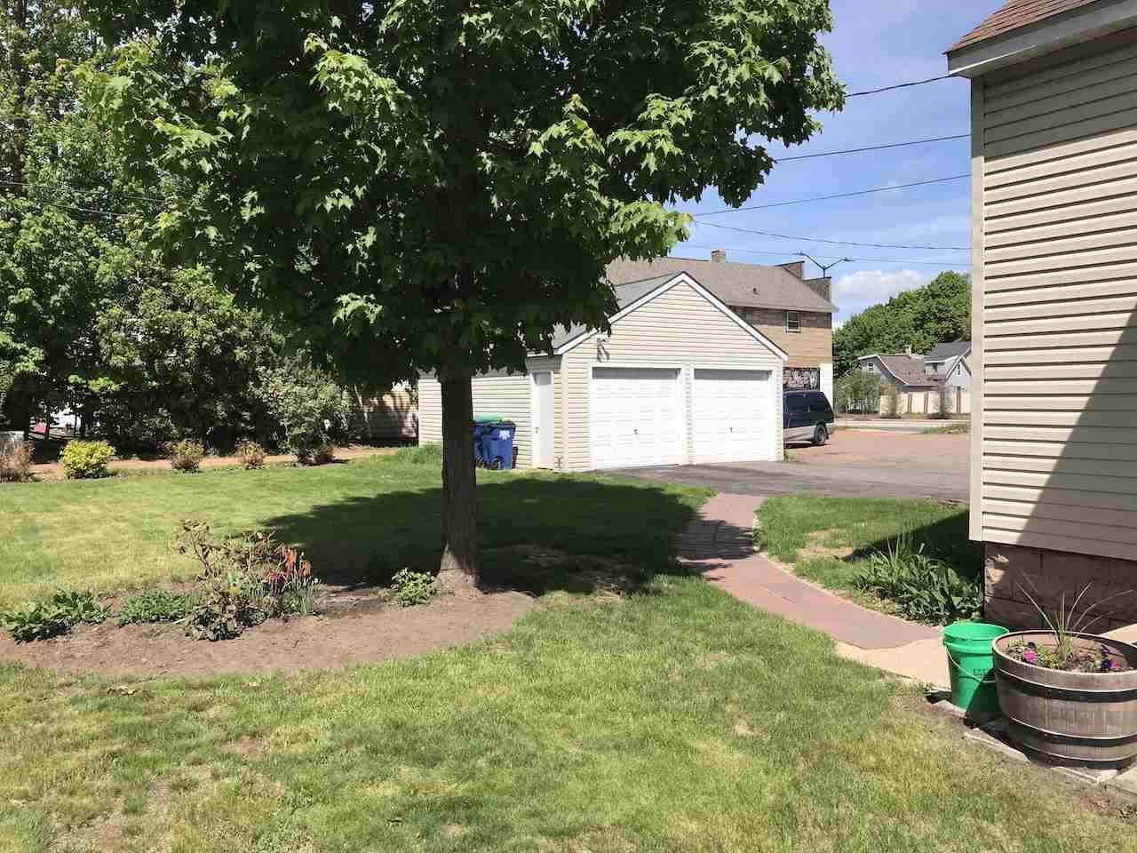 1106 S 4th Avenue, Wausau, WI 54401