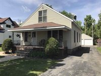 1106 S 4th Avenue, Wausau, WI 54401