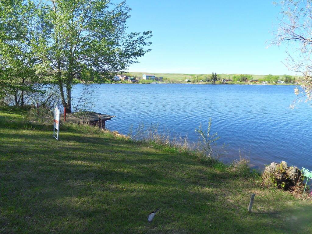 119 Blacktail Dr, Williston, ND 58801