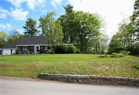 25 Lebanon Rd, Winterport, ME 04496