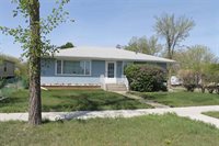 25 1st St NW, Parshall, ND 58770