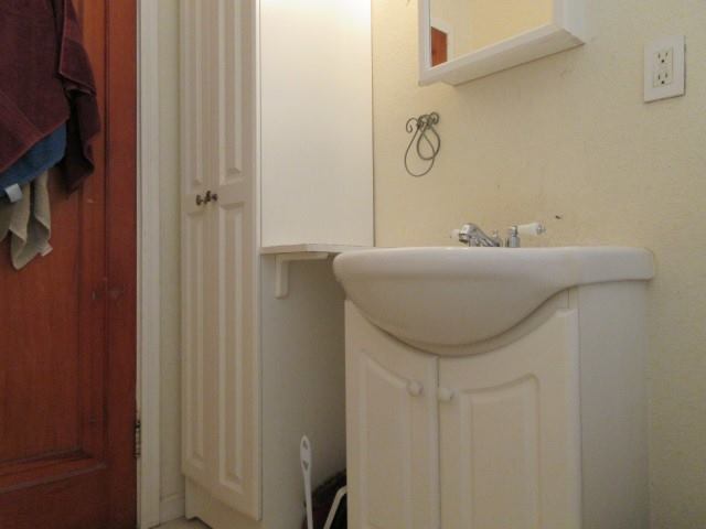 511 Island Avenue, Port Edwards, WI 54469