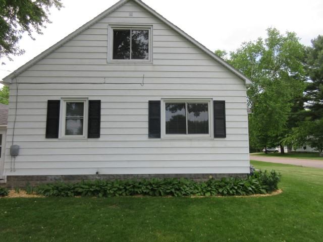 511 Island Avenue, Port Edwards, WI 54469