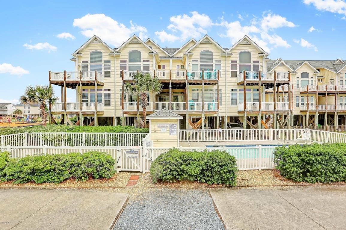 1701 North Shore Dr Drive, Unit F, Surf City, NC 28445