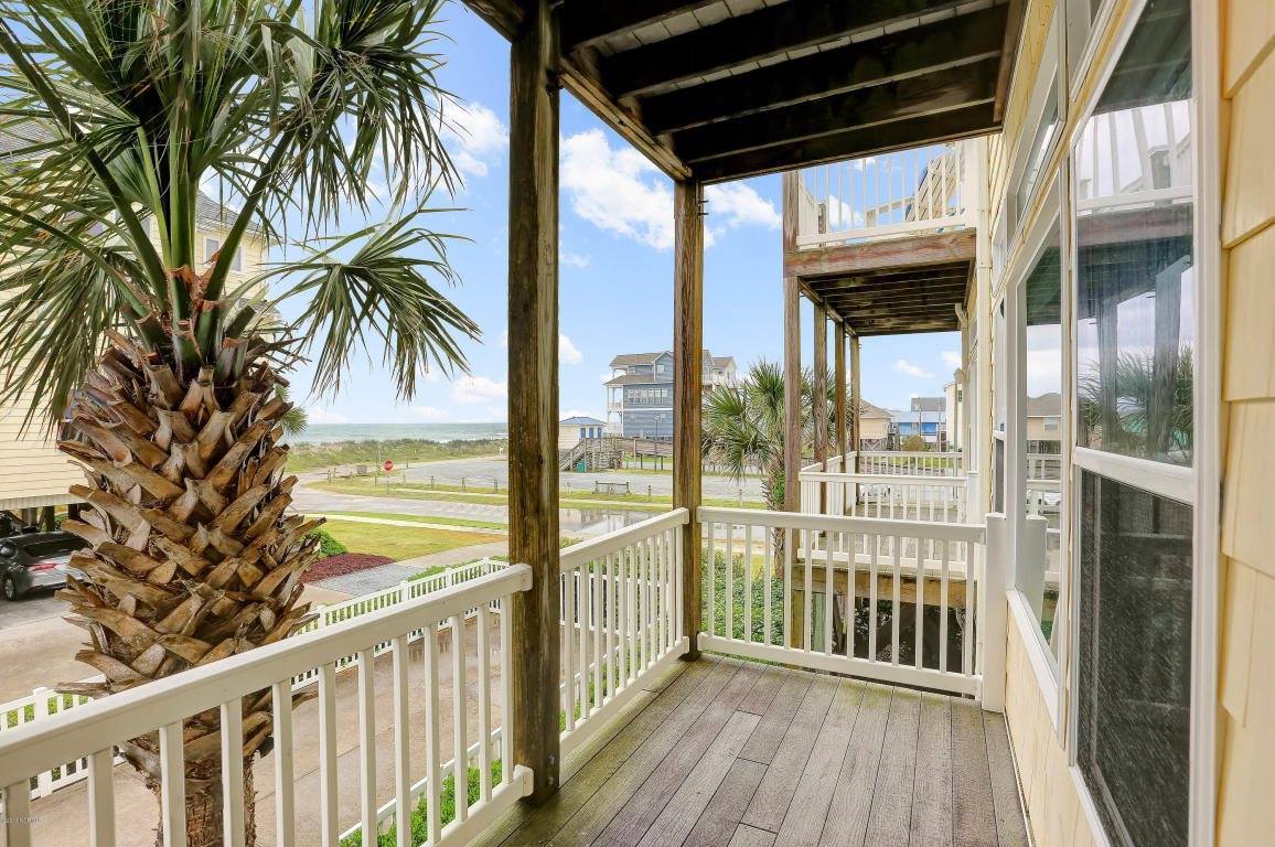 1701 North Shore Dr Drive, Unit F, Surf City, NC 28445