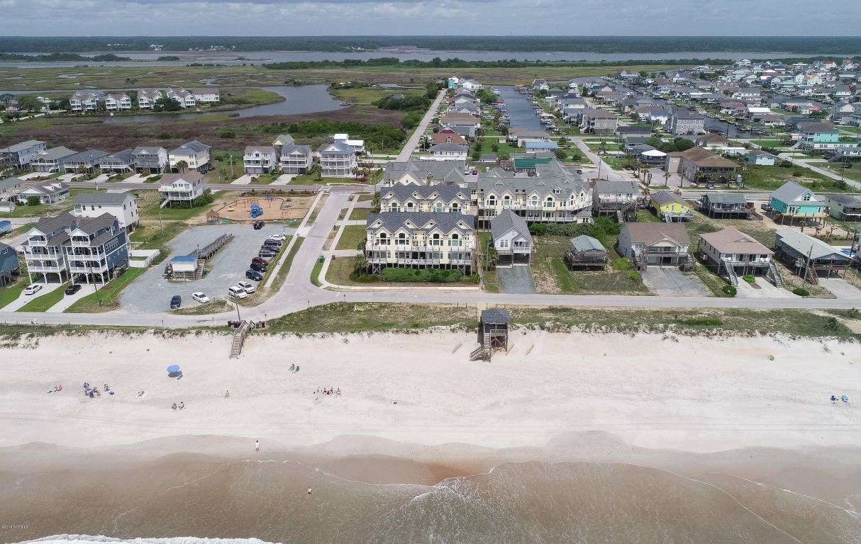 1701 North Shore Dr Drive, Unit F, Surf City, NC 28445