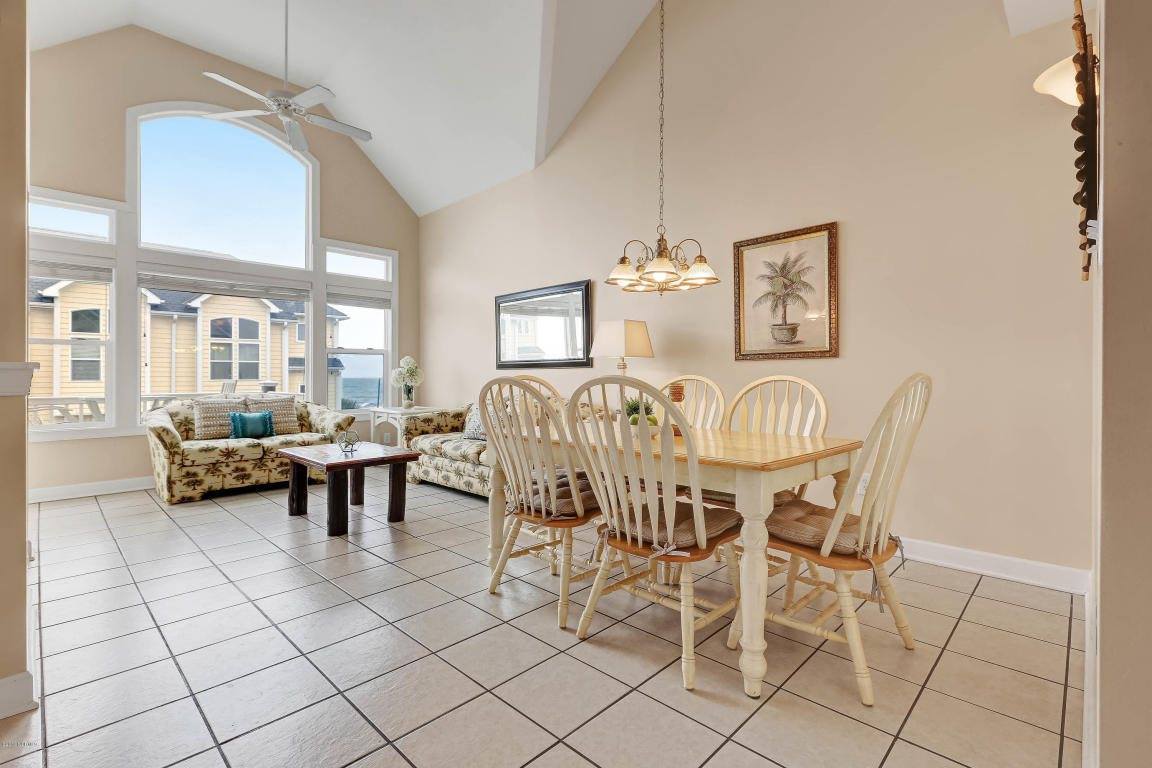 1701 North Shore Dr Drive, Unit F, Surf City, NC 28445